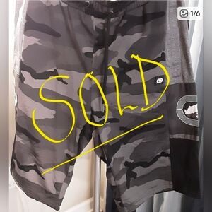 NWT MEN'S ECKO CAMOUFLAGE SHORTS SIZE MEDIUM